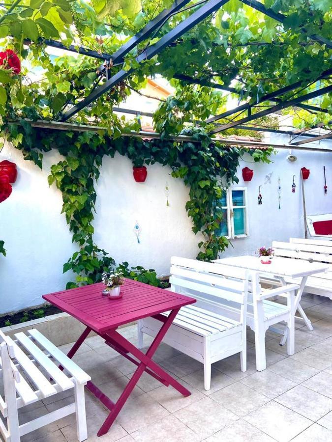 Nese Hotel Çeşme Εξωτερικό φωτογραφία